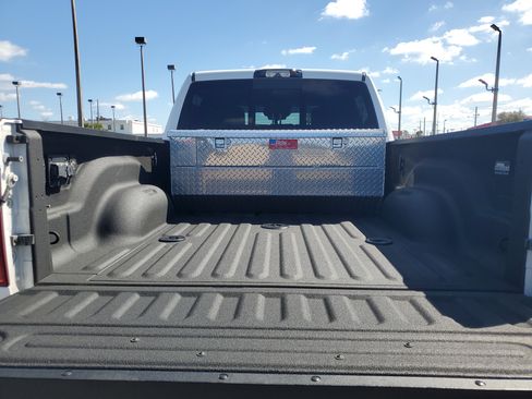 Used 2022 RAM 2500 Big Horn w/ Level B Equipment Group image 7