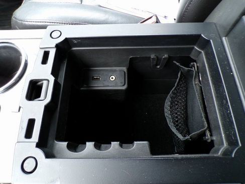 Used 2012 Ford Expedition Limited image 35