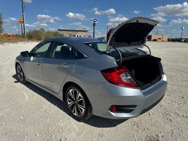 Used 2018 Honda Civic EX-L image 4