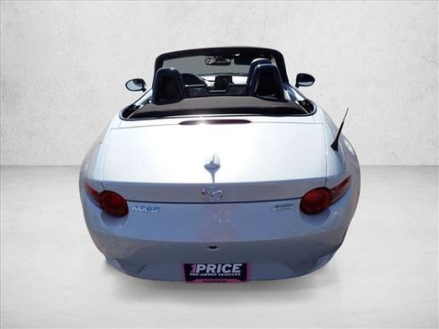 Used 2019 MAZDA MX-5 Miata Grand Touring RWD image 3