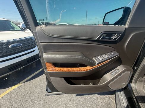 Used 2020 Chevrolet Tahoe Premier image 11