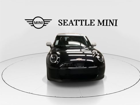 New 2026 MINI Cooper 4-Door Hardtop image 3