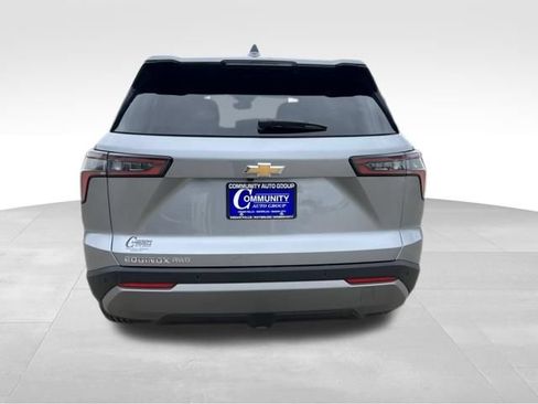 Used 2026 Chevrolet Equinox LT w/ Convenience Package II AWD/4WD image 5