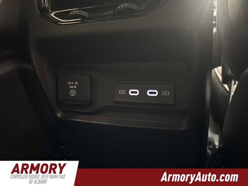 New 2026 Jeep Grand Cherokee Altitude image 35