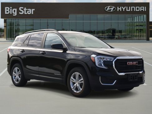 Used 2022 GMC Terrain SLE w/ Driver Convenience Package image 6