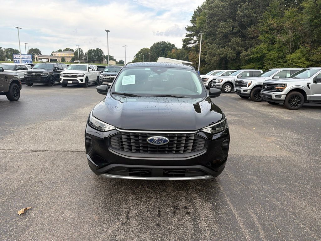 Used 2025 Ford Escape Active FWD image 8