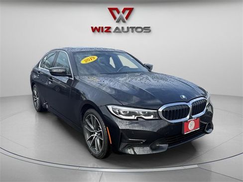 Used 2019 BMW 330i xDrive Sedan w/ Convenience Package image 3