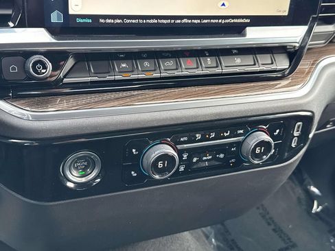 Used 2024 Chevrolet Silverado 1500 LT AWD/4WD image 11