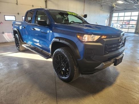 Certified 2024 Chevrolet Colorado Trail Boss w/ LPO, Dark Essentials Package image 6