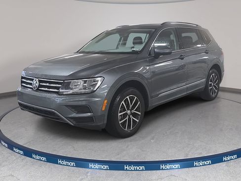 Used 2021 Volkswagen Tiguan SE w/ Panoramic Sunroof Package FWD image 1