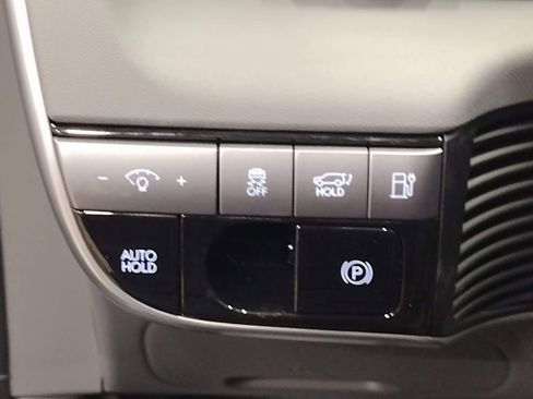 New 2026 Hyundai Ioniq 5 SEL image 24