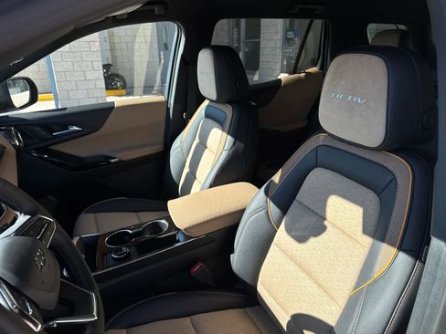 New 2026 Chevrolet Equinox ACTIV w/ Convenience Package III image 11