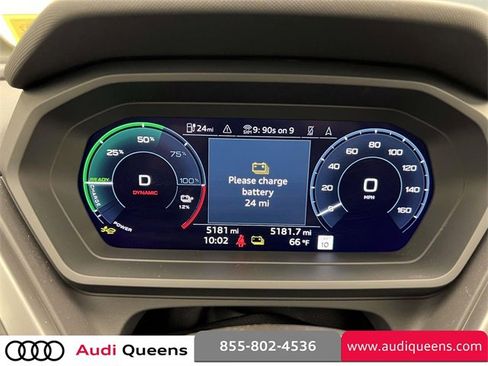 Used 2025 Audi Q4 e-tron Prestige image 26