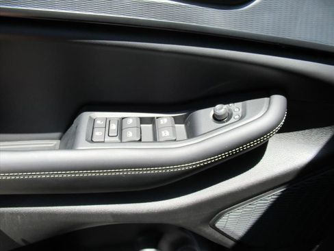 New 2026 Jeep Grand Cherokee L Laredo AWD/4WD image 20