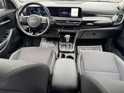 Used 2025 Kia Seltos S AWD/4WD image 15