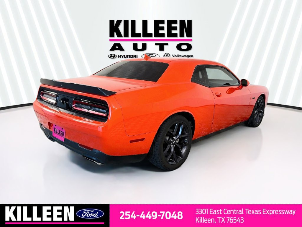 Used 2023 Dodge Challenger R/T w/ Plus Package RWD image 9