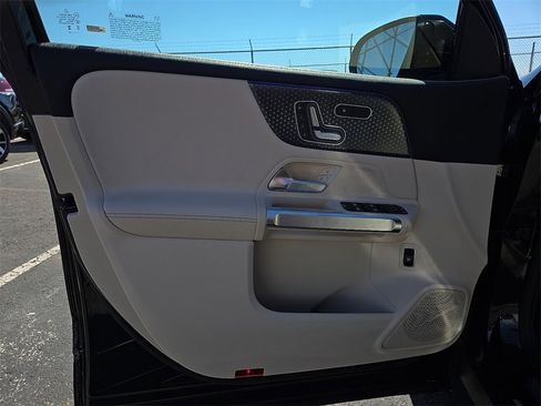 New 2026 Mercedes-Benz GLB 250 image 22