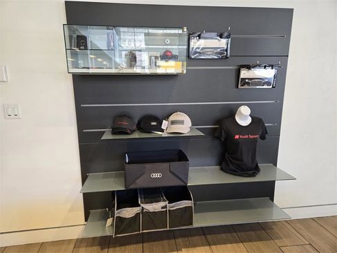 Certified 2023 Audi SQ5 Premium w/ Convenience Package image 39