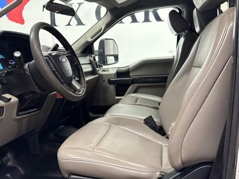 Used 2021 Ford F250 XL w/ Power Equipment Group image 26