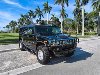 Used 2003 HUMMER H2 w/ Preferred Equipment Group AWD/4WD video 1