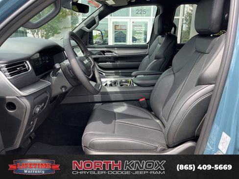 New 2026 Jeep Grand Wagoneer L Limited AWD/4WD image 3