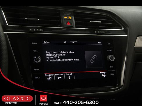 Used 2023 Volkswagen Tiguan SE R-Line AWD/4WD image 13
