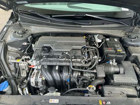 Used 2023 Hyundai Elantra SEL w/ Cargo Package FWD image 27