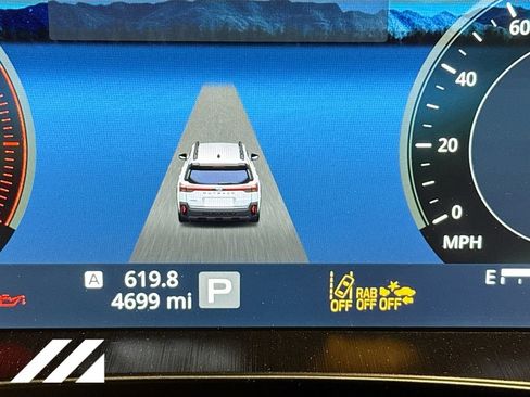 Used 2026 Subaru Outback Premium AWD/4WD image 14
