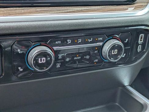 Used 2024 Chevrolet Silverado 1500 LT AWD/4WD image 14