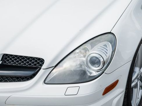 Used 2009 Mercedes-Benz SLK 55 AMG image 34