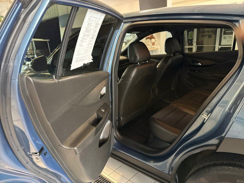 Used 2024 Buick Envista Preferred w/ Convenience I Package FWD image 23