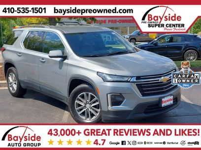 Used 2023 Chevrolet Traverse LT w/ Rear Camera Mirror Package