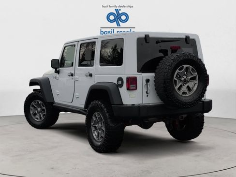 Used 2018 Jeep Wrangler Unlimited Rubicon w/ Cold Weather Group image 5