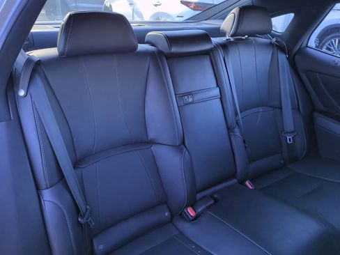 Used 2022 Lexus LS 500 image 35