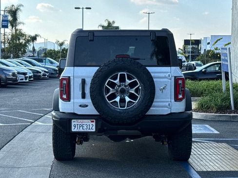 Used 2024 Ford Bronco Badlands image 6