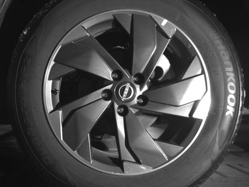 Used 2025 Nissan Rogue SV image 14