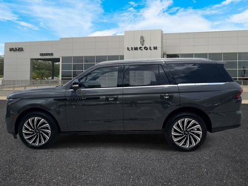 New 2026 Lincoln Navigator Black Label AWD/4WD image 6
