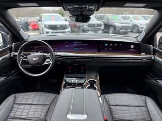 Used 2026 Cadillac Escalade Platinum Sport video 2