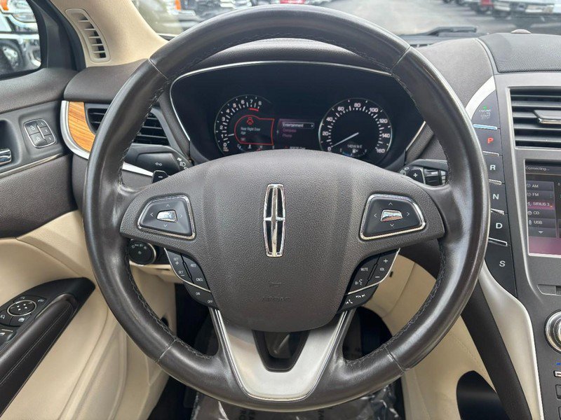 Used 2015 Lincoln MKC FWD w/ Equipment Group 101A Select image 14