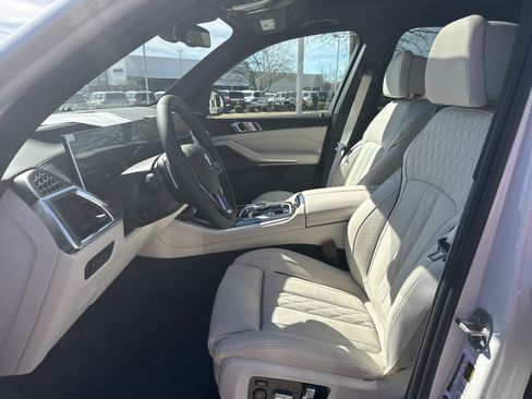New 2026 BMW X5 xDrive50e AWD/4WD image 10