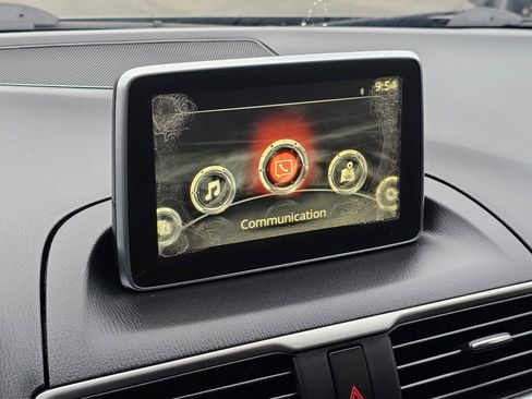 Used 2016 MAZDA MAZDA3 i Touring w/ Popular Equipment Package image 21