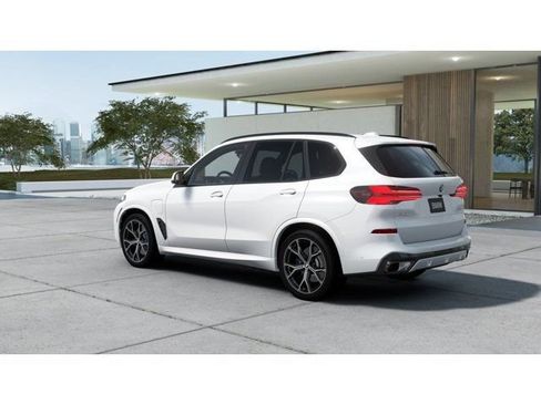 New 2026 BMW X5 xDrive50e w/ M Sport Package AWD/4WD image 2