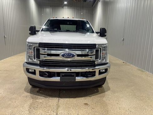 Used 2018 Ford F250 XLT w/ XLT Value Package image 10