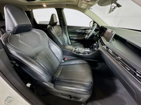 Used 2023 INFINITI QX60 Pure AWD/4WD image 26
