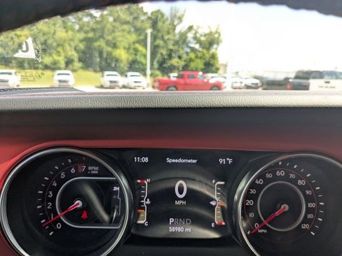 Used 2021 Jeep Wrangler Unlimited Rubicon AWD/4WD image 11