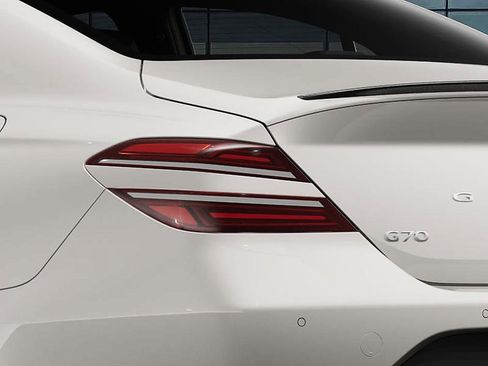 New 2026 Genesis G70 3.3T Prestige image 10