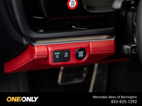 Used 2024 Porsche Panamera image 22