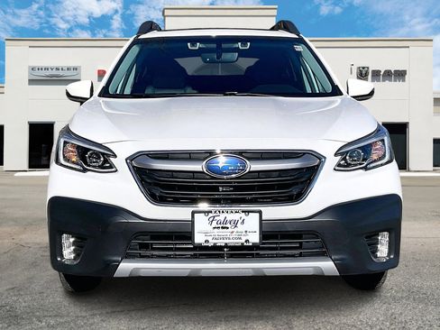 Used 2020 Subaru Outback Limited image 3