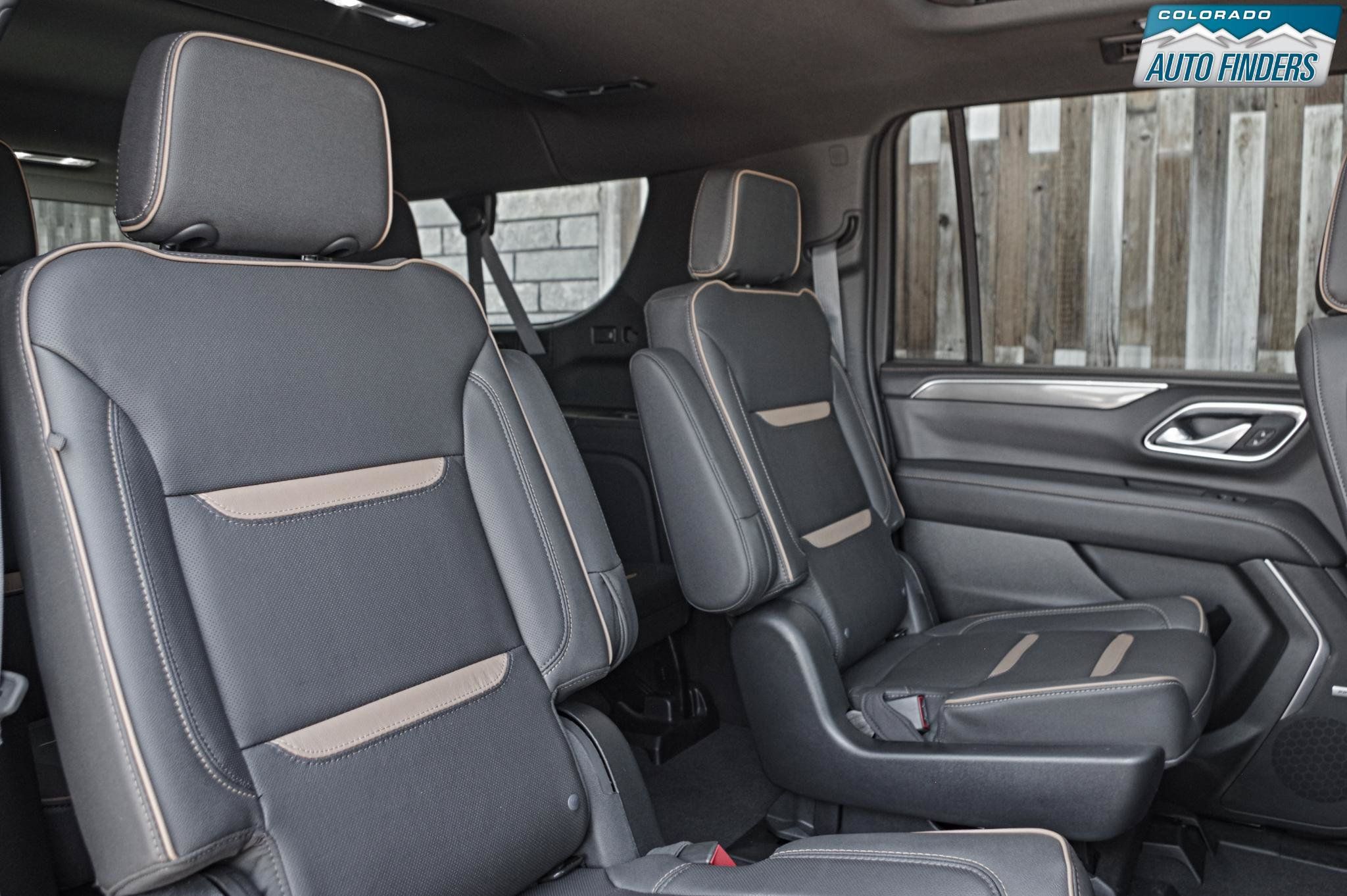 Used 2023 GMC Yukon XL AT4 w/ AT4 Premium Plus Package AWD/4WD image 23