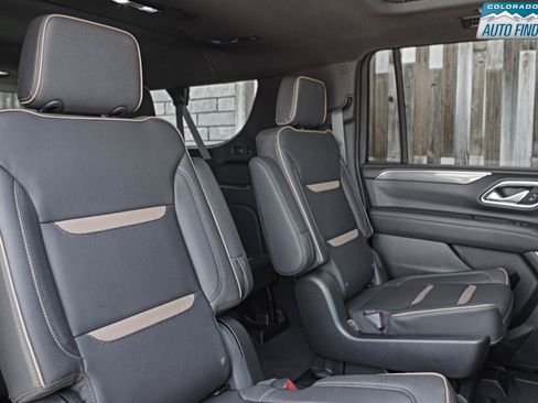 Used 2023 GMC Yukon XL AT4 w/ AT4 Premium Plus Package AWD/4WD image 23
